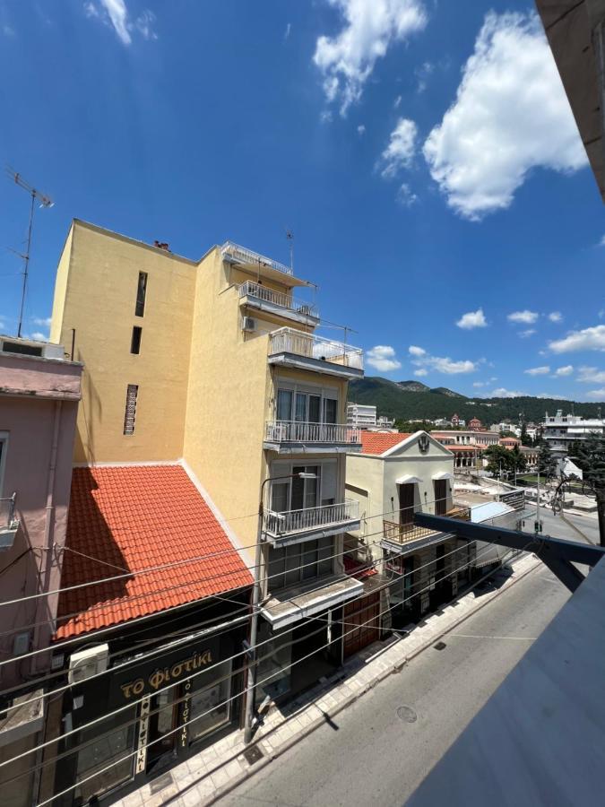 Cozy Downtown Apartment クサンチ エクステリア 写真
