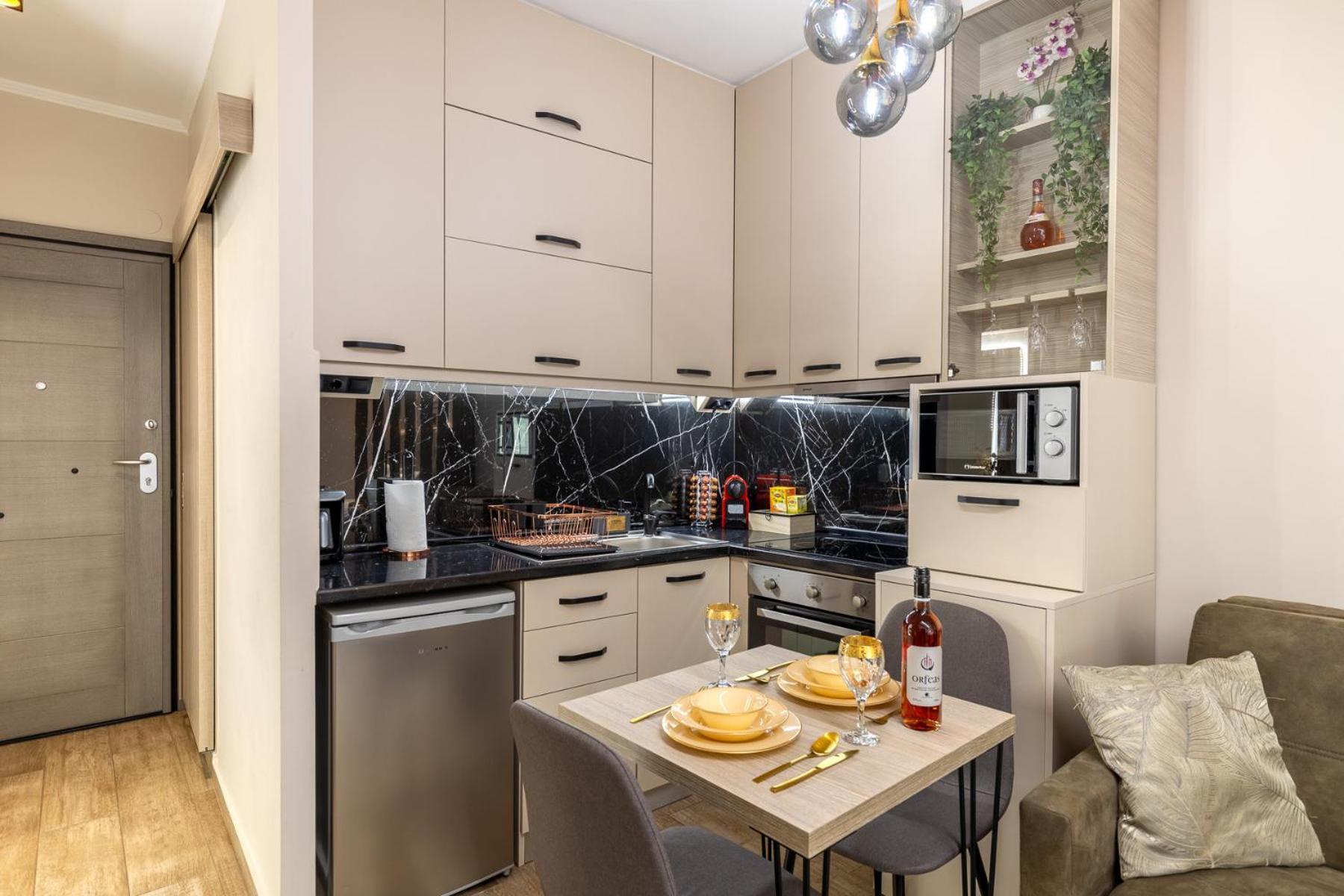 Cozy Downtown Apartment クサンチ エクステリア 写真